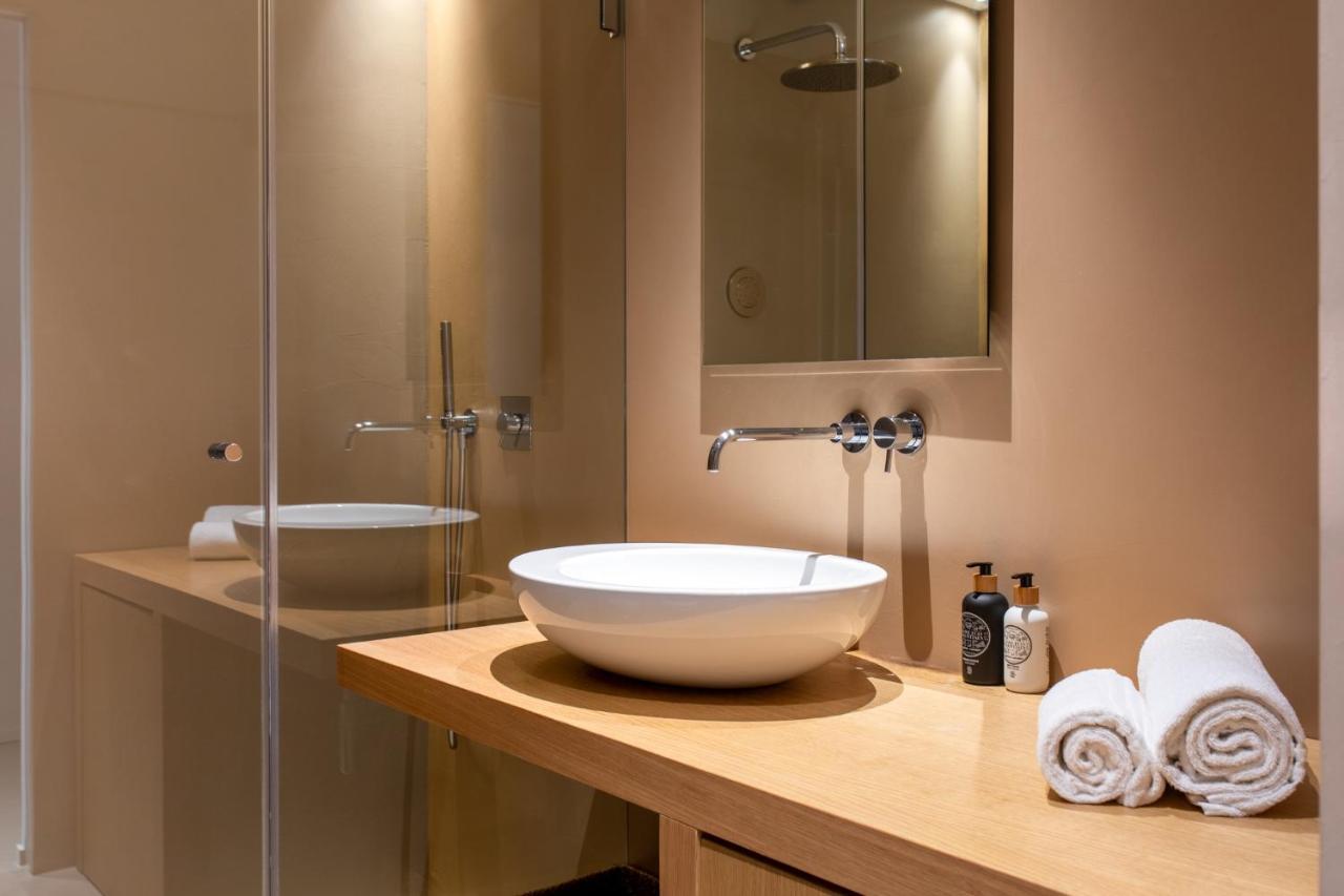 Luxury Lake View Apartments Salo Bagian luar foto